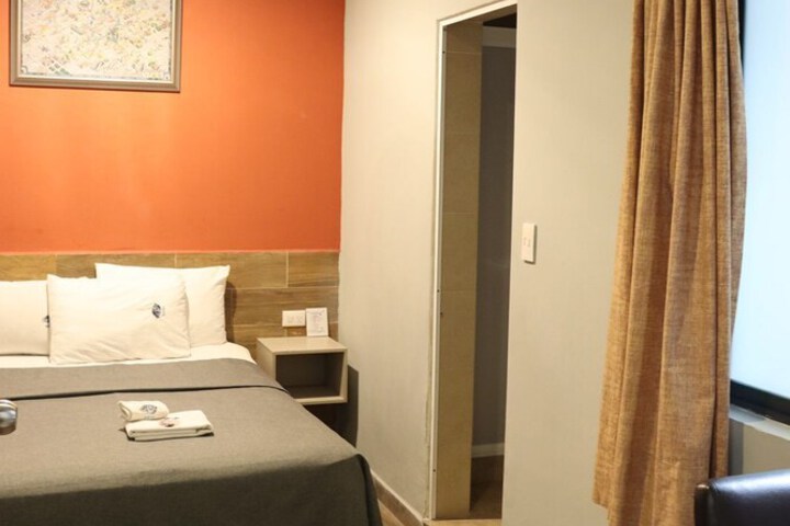 Room 28 of 81