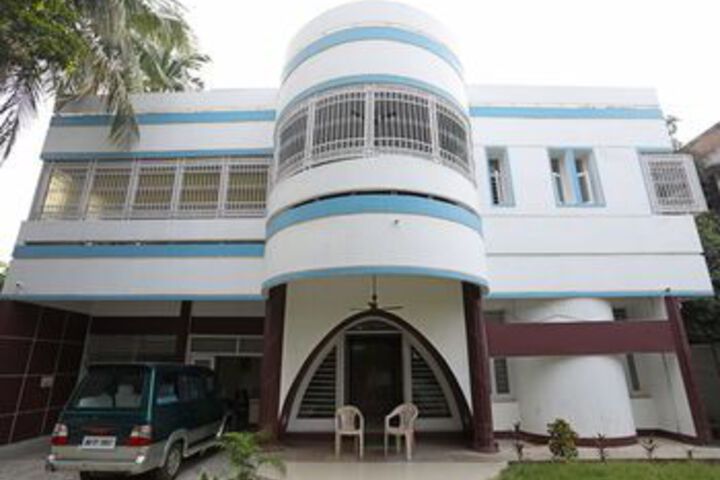OYO 9834 Bliss Homes