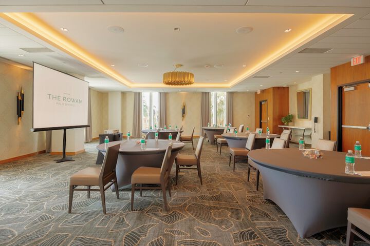 Meeting facility