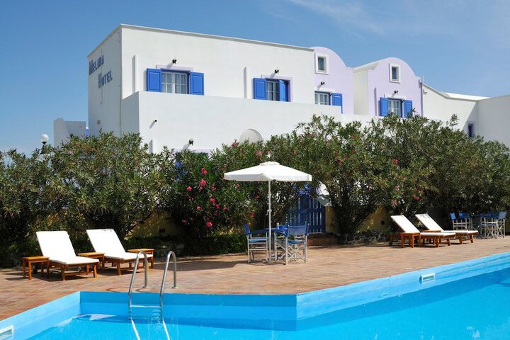 Pool Hotel