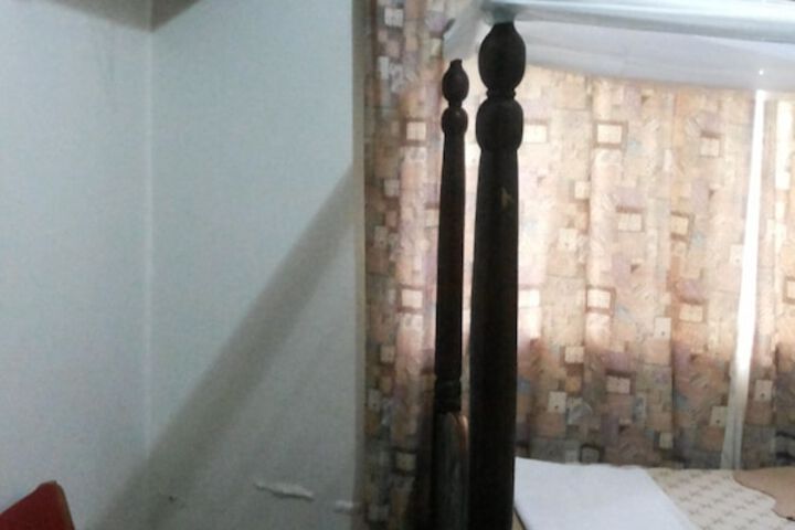 Room 8 of 52