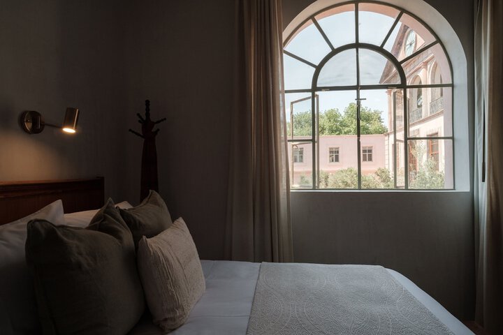 Room 21 of 222