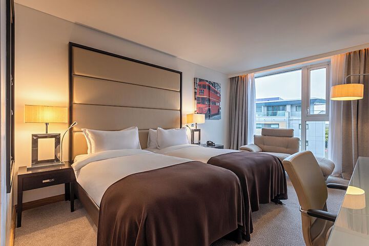 Room 21 of 82
