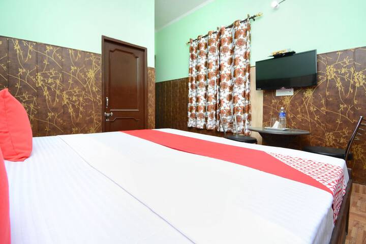 Room 18 of 36
