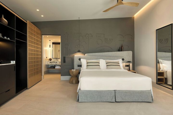 Room 37 of 130