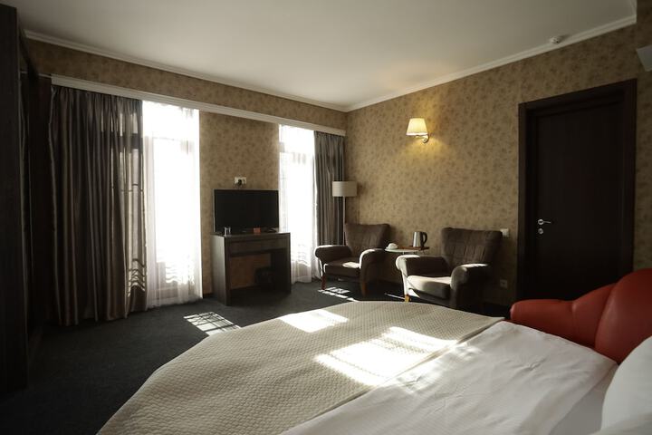 Room 48 of 101