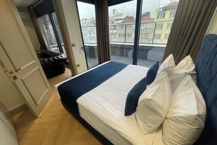 Room 25 of 75