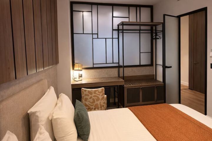 Room 21 of 41