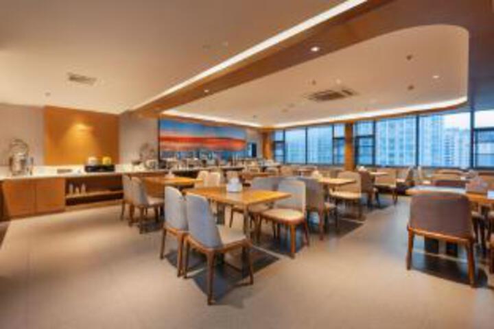 Hero Image 1 of 23