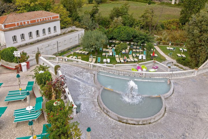 Pool Hotel