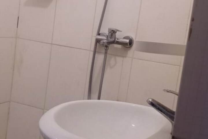 Room 126 of 285