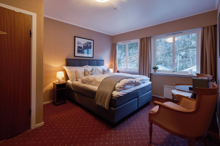 Room 13 of 78