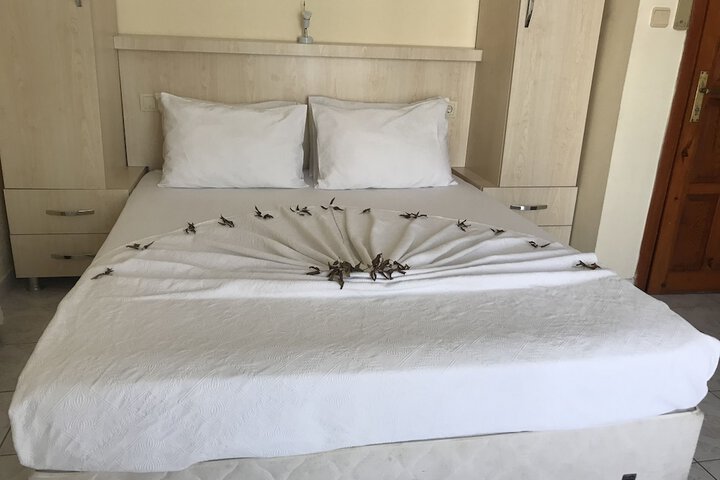Room 9 of 13