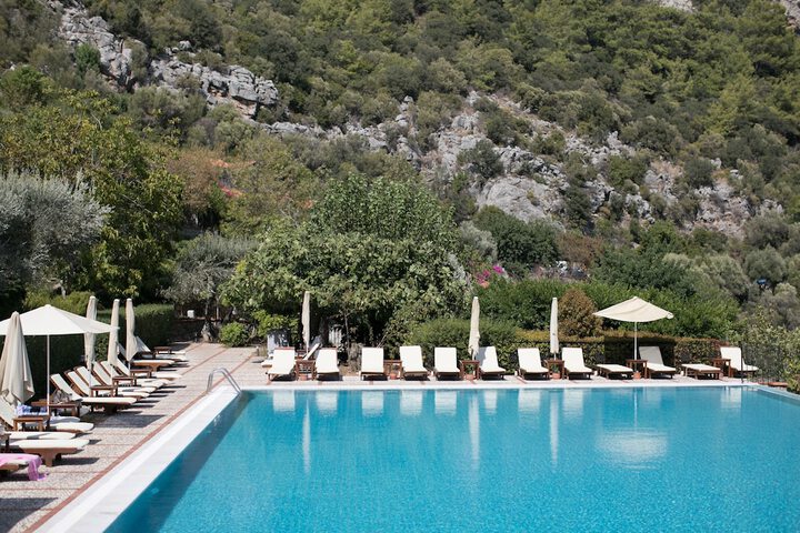 Pool Hotel