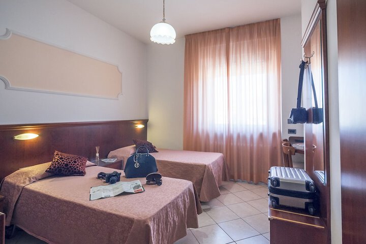 Room 20 of 54