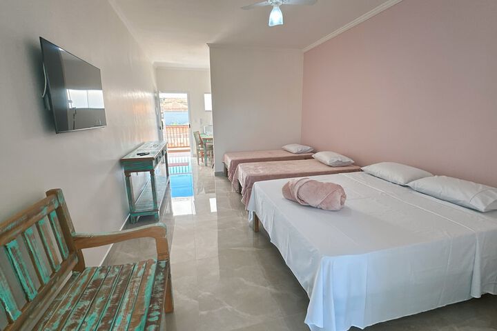 Room 3 of 49