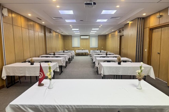 Business Center 38 of 48