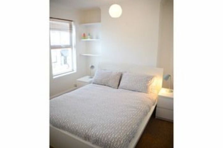 Room 7 of 25