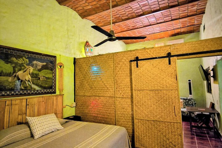 Room 10 of 45