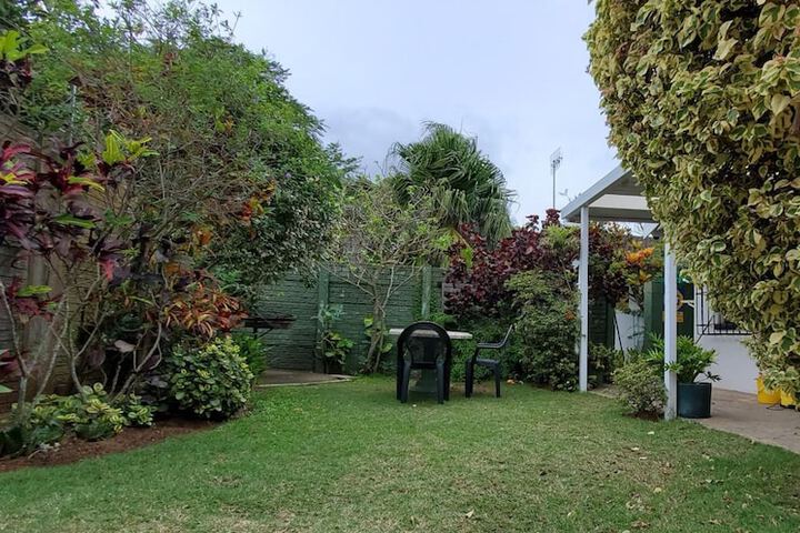 Property Grounds 38 of 52