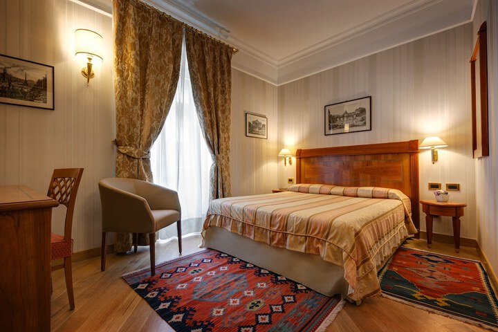 Room 9 of 41