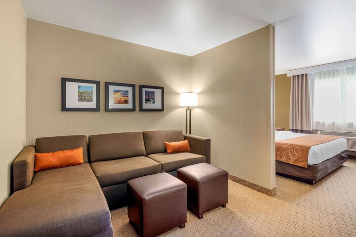Room 19 of 48