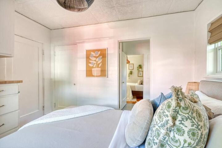 Room 20 of 65