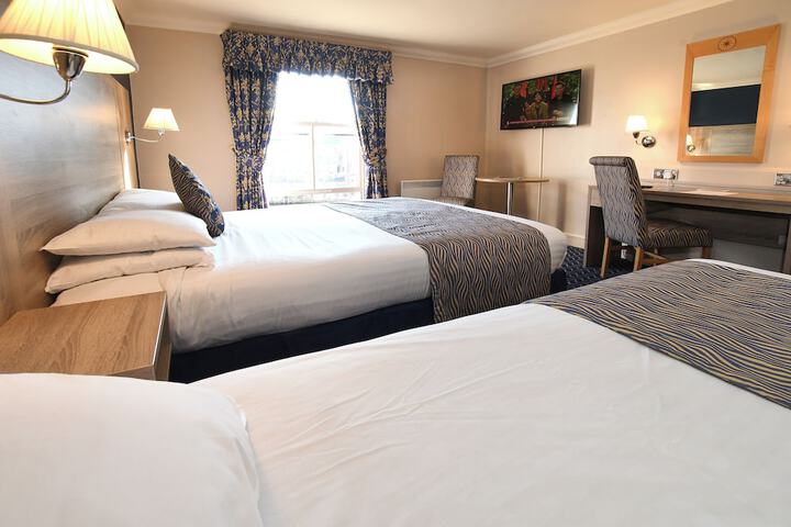 Room 21 of 216