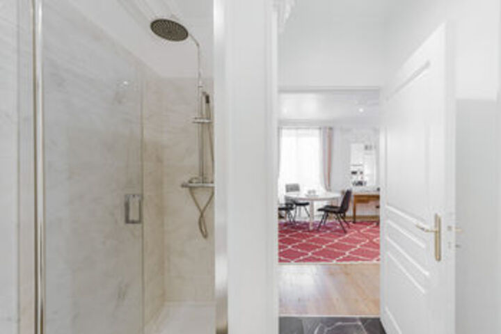 Room 26 of 36