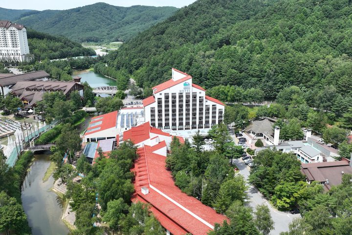 Exterior of Mona Yongpyong