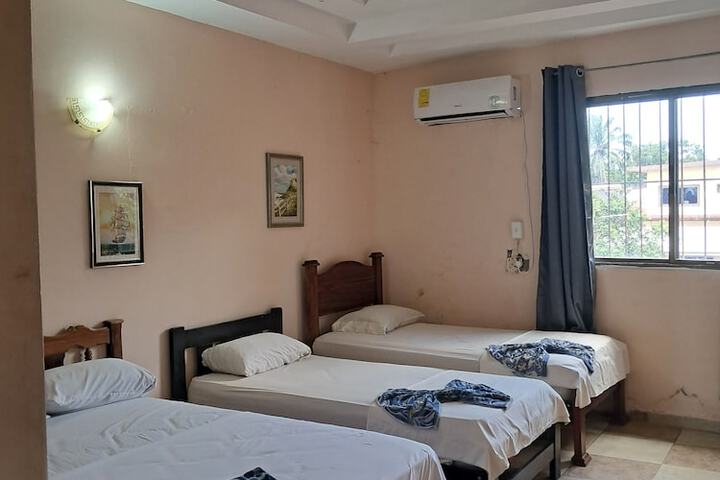 Room 8 of 38