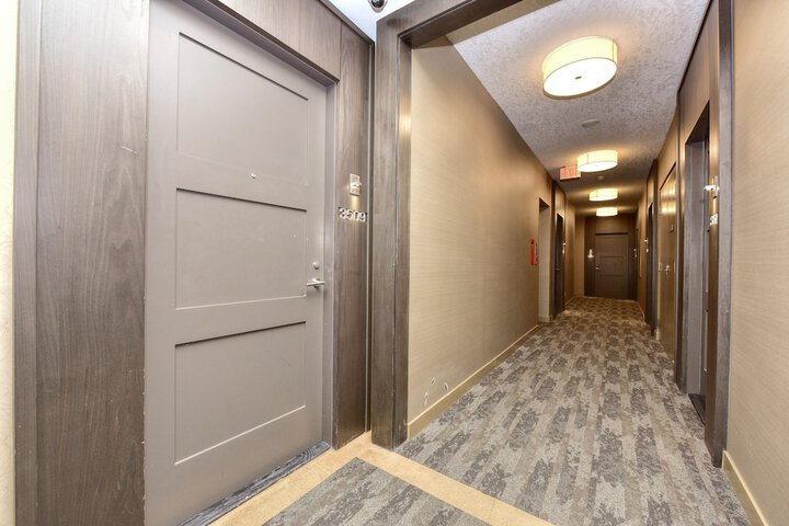 Hotel 305 of 319