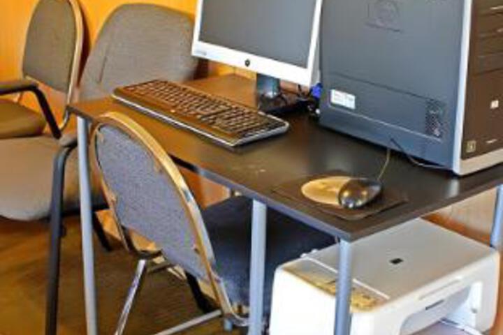 Business Center 16 of 23