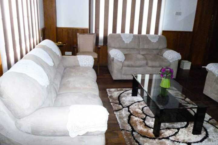 Guest Lobby