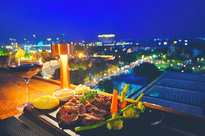 Dining 66 of 91