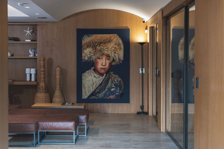 Hotel Interior 6 of 100