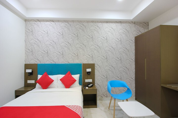 Room 8 of 26