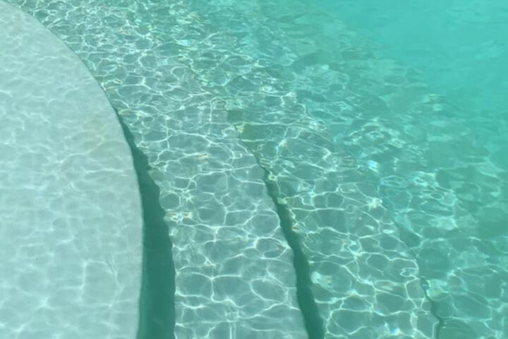 Pool 20 of 69