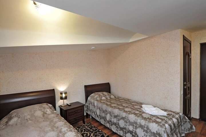 Room 19 of 51