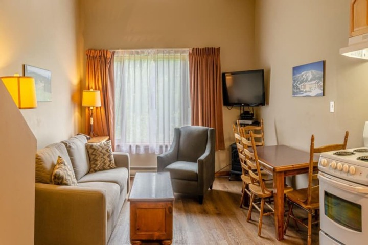 Room 159 of 266