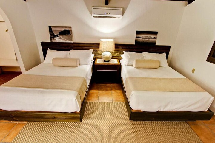 Room 8 of 39