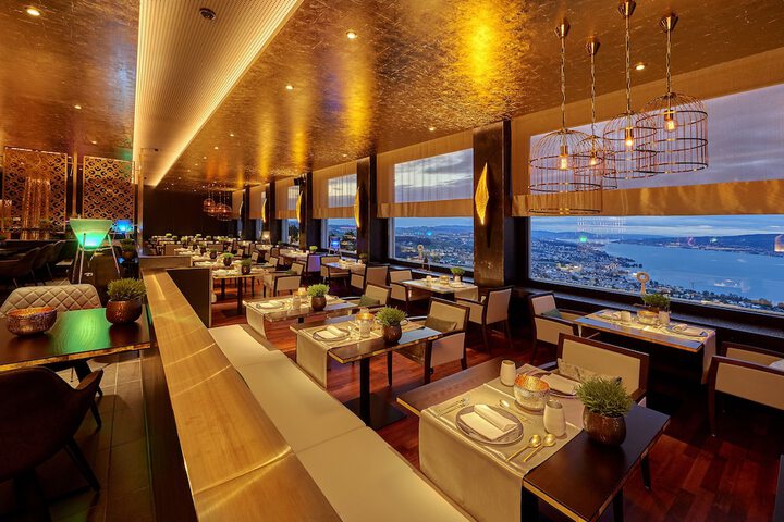 Dining 66 of 76