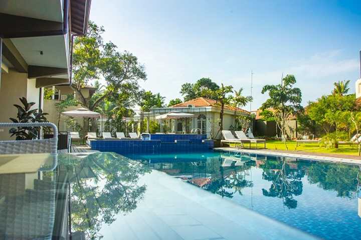 Pool 17 of 26