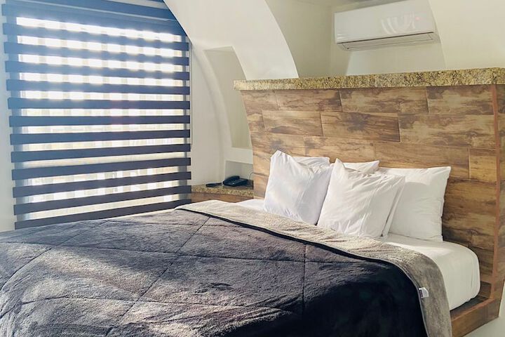 Room 5 of 30