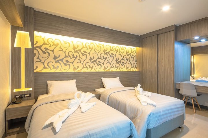 Room 14 of 40