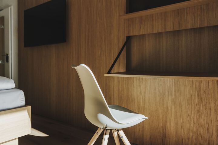 Room 12 of 74