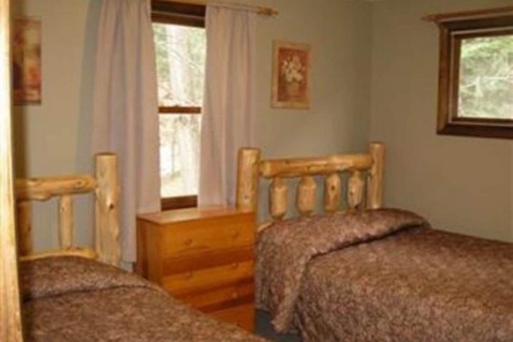 Room 5 of 63