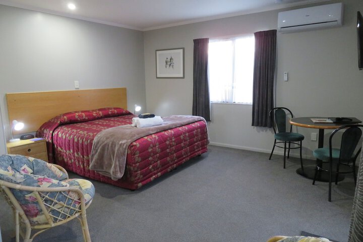 Room 17 of 75
