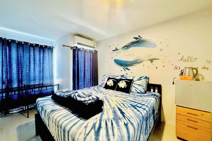 Room 3 of 6