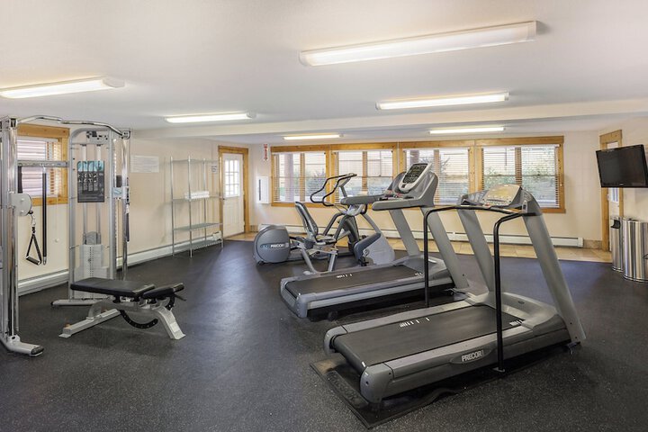 Hotel Gym Photos